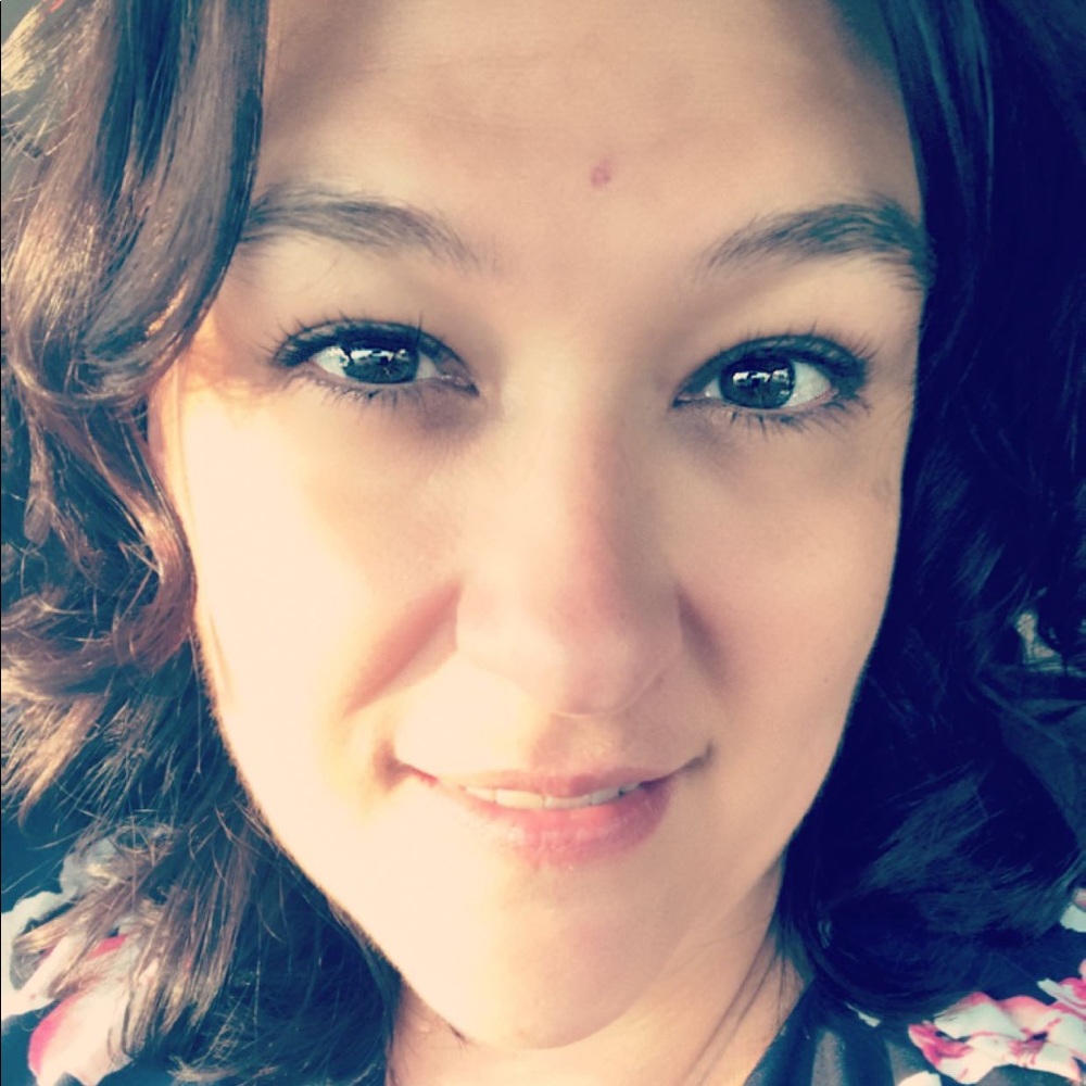 Meet your Posher, Dana